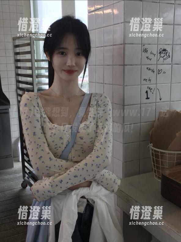 谁能想到，竟然在“www.17”这个入口发现了这样的瓜！