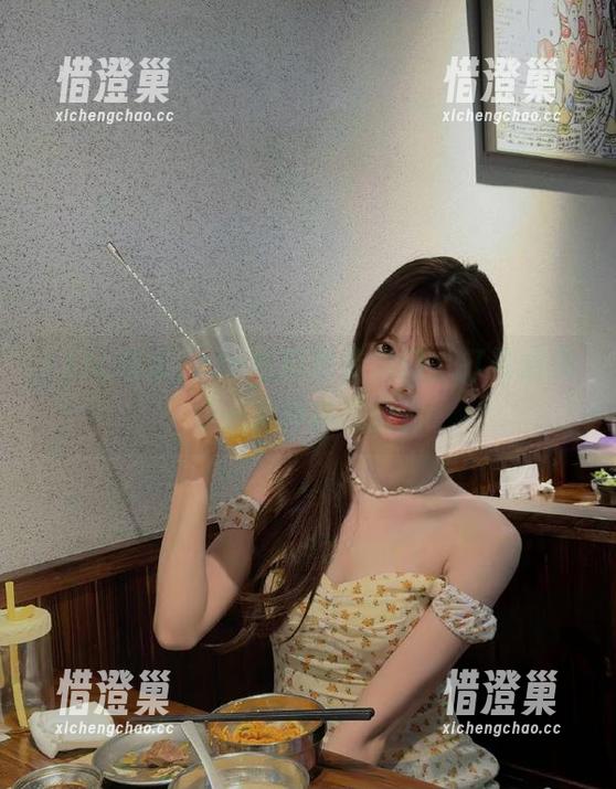 17c吃瓜的传送门，打开后竟是一片神秘乐园？