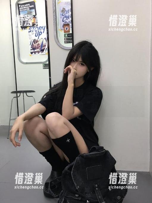 17c吃瓜网，免费黑料新发现，真的是娱乐中的“叔本华”！