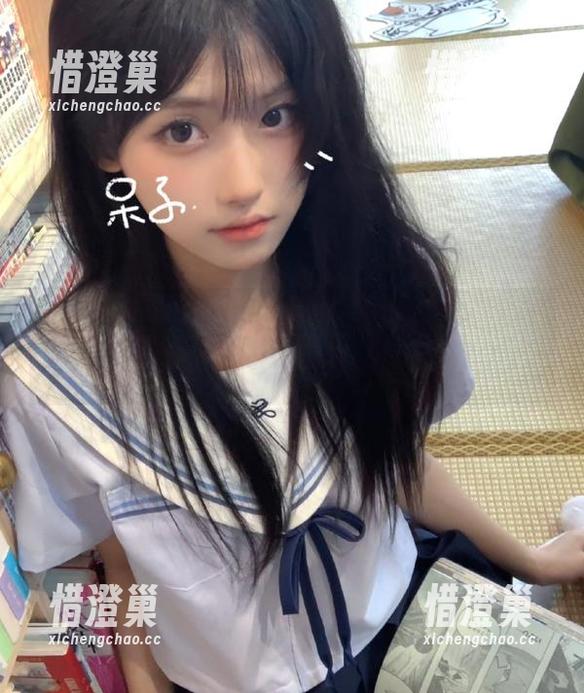 17c吃瓜官网直达，吃得我日日甜蜜蜜，瓜皮喧闹一片！