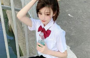 17c吃瓜appvs官网，哪个才是瓜友心中的真爱？