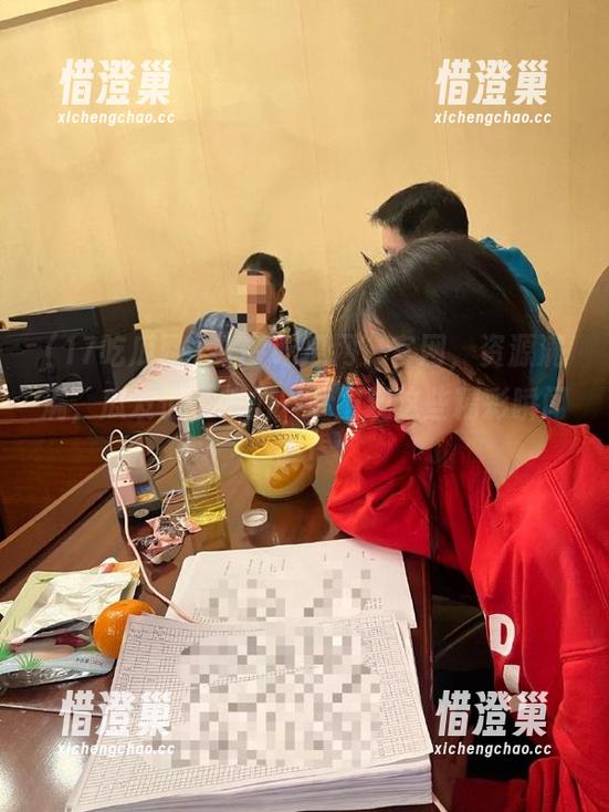 “17吃瓜网”官网，资源满满，瓜友们，咱们一起围观这些精彩瞬间吧！