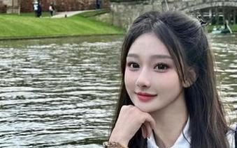 “17吃瓜网”：你的八卦指南，保证你永不迷路，除非找厕所。