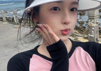 51cg登录界面太美，瓜吃得我这胃又开始不争气了！