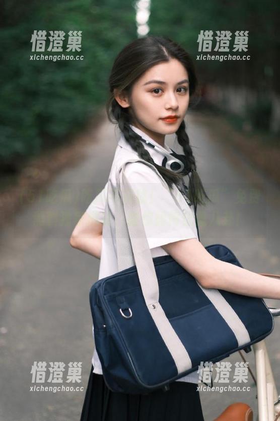 吃瓜不花钱！“51吃瓜”免费黑料独家揭秘，教你如何优雅八卦！