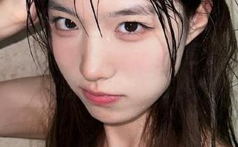 每次点开52cg的入口，心里都在想：这次又要被喂多少瓜？