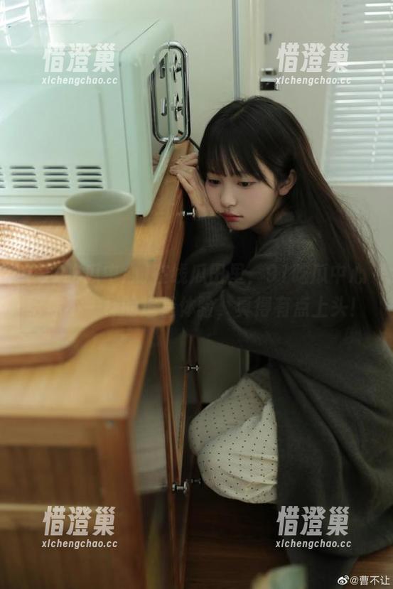 在线瓜田里，91吃瓜中心给你不一样的追星体验，真得有点上头！