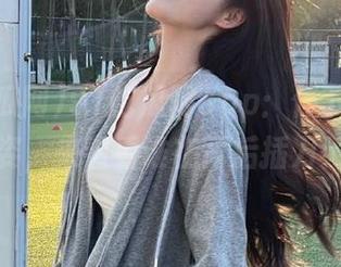 91吃瓜网app：停下你的站姿，来看看谁在背后插刀！