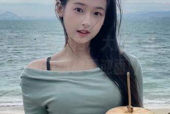 踏入吃瓜网，大门一开，网曝门背后的奇葩故事迎面而来！