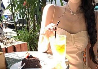 吃瓜网分享热搜：今天的朝阳又被爆料了，一个个小猛料让我大跌眼镜。