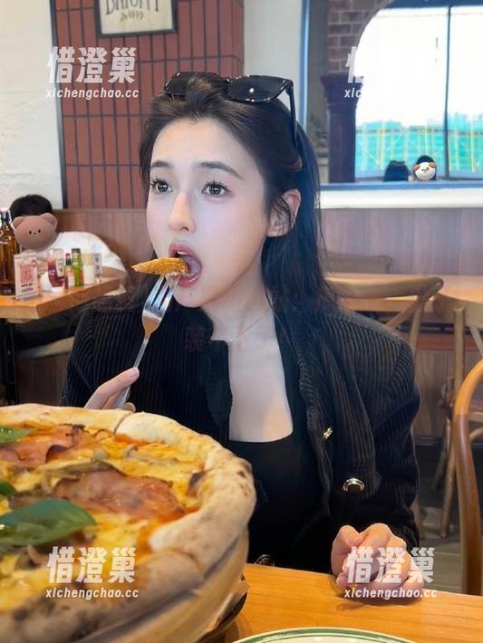国产黑料 国产黑料网站:瓜太多,肚子装不下了!