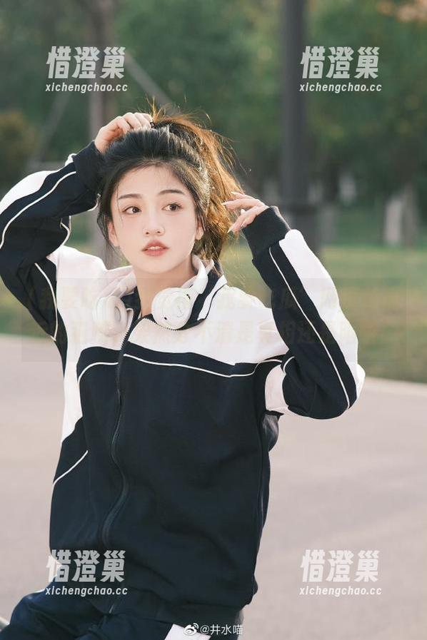 我觉得‘我要吃瓜’网页是最近的猫腻，果然分不清是真相还是陷阱！