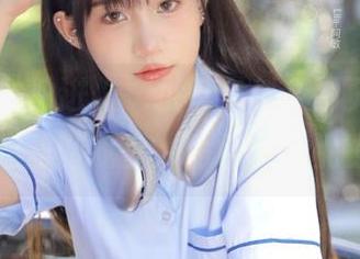 进入“扒哥黑料”网页，感觉自己像是游戏里的角色，危机四伏！