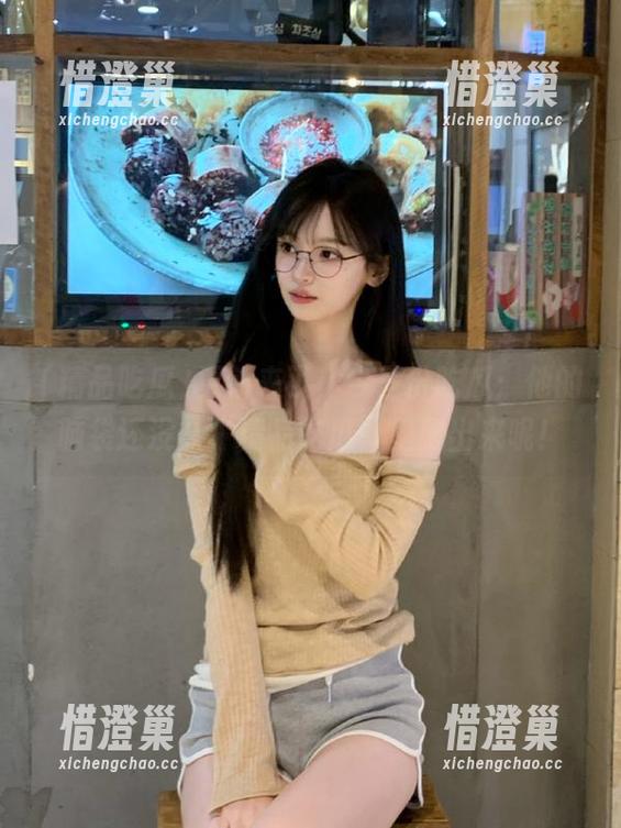 精品吃瓜 更新来了,今日份吃瓜:他的脑袋还没从“精品吃瓜”里爬出来呢!