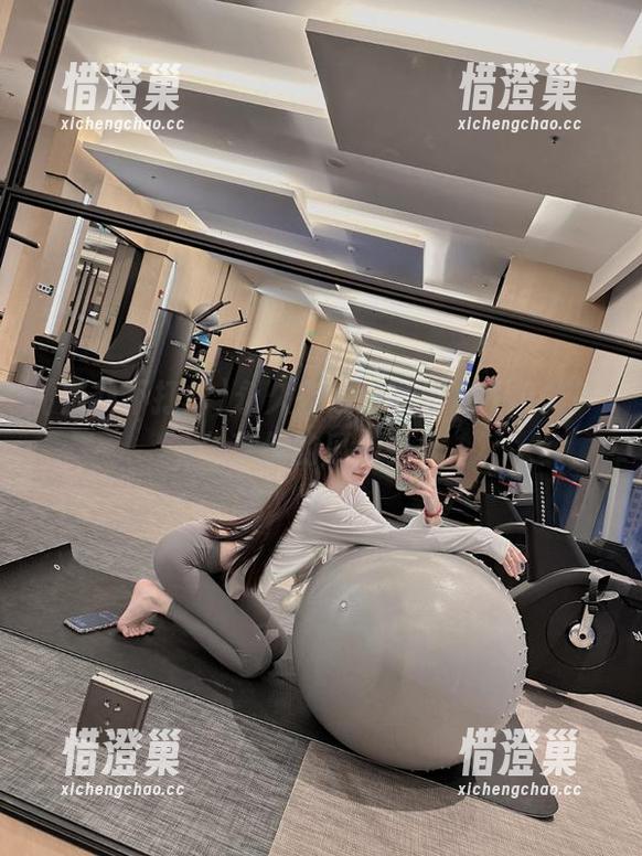 永久在线的‘黑料不打烊’分享你的瓜感受！