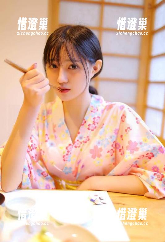 下载“黑料正能量index”，在瓜田里翻滚，谁还在乎那些小黑料？