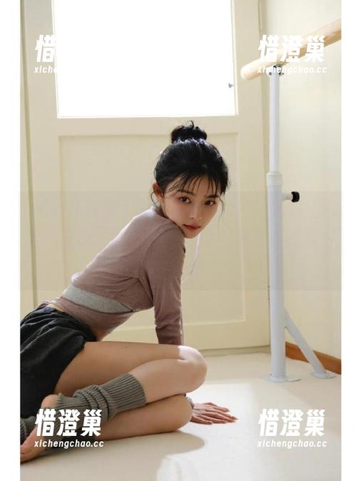 瞧瞧这是什么！“黑料正能量”发布了新官网传送门，感觉离真相又近了一步。