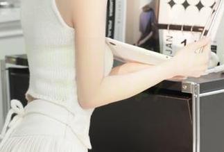 下载黑社料，传送门打开，瓜田野径藏秘事？
